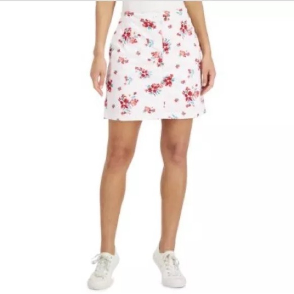Karen Scott Skort Womens size 6 White Floral Cotton Stretch Casual Skirt